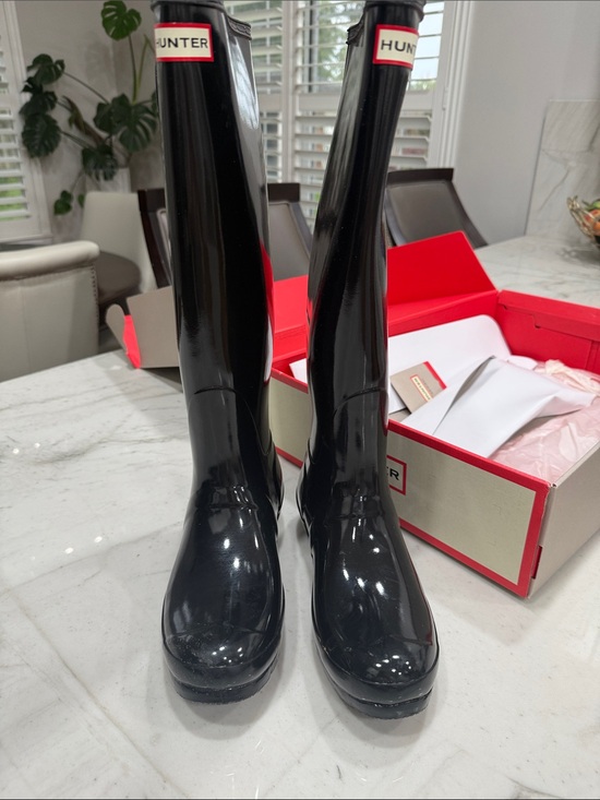 Hunter Shoes - Hunter Gloss Black Tall Rain Boots with Red Logo Trim